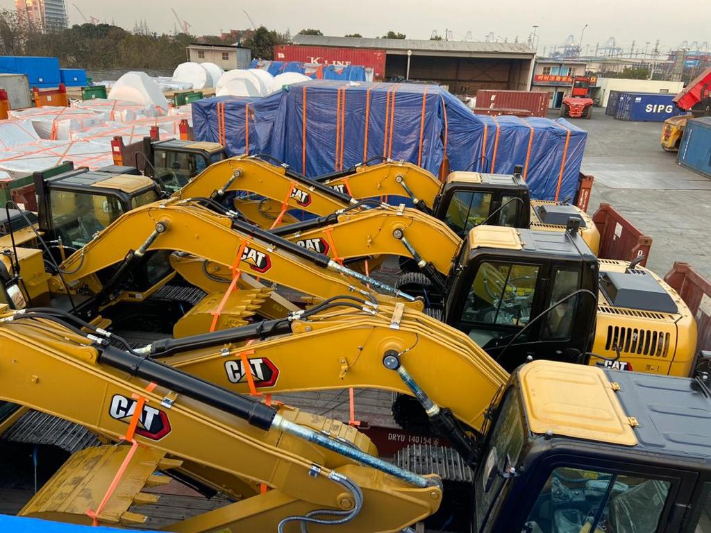 HEAVY EQUIPMENTS
